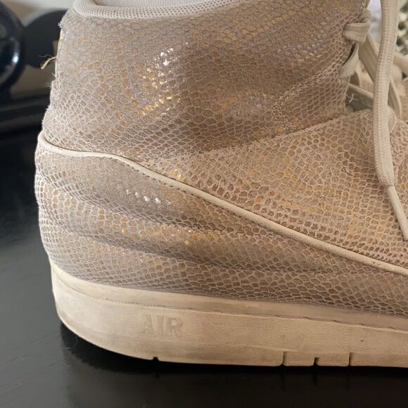 Nike Men\'s Air Python Prm Basketball Shoe main image 4